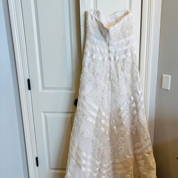 Priscilla of Boston Gown - Picture 8 of 10